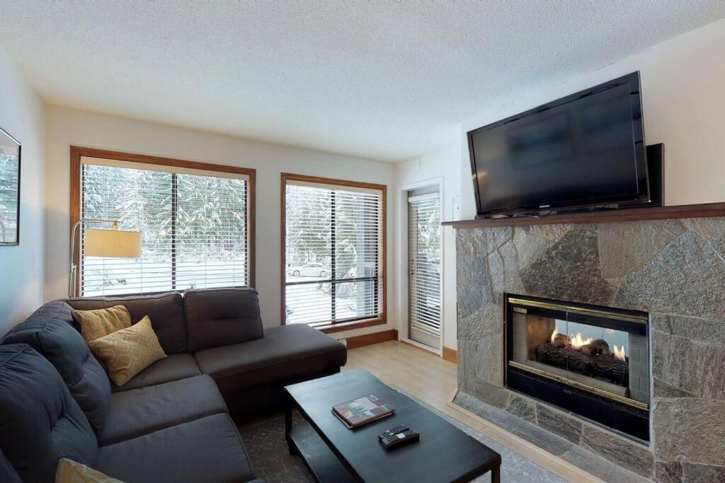 Powderhorn By Whistler Blackcomb Vacation Rentals Eksteriør bilde
