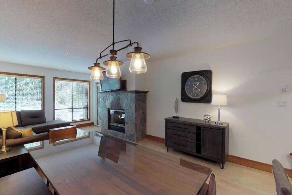 Powderhorn By Whistler Blackcomb Vacation Rentals Eksteriør bilde